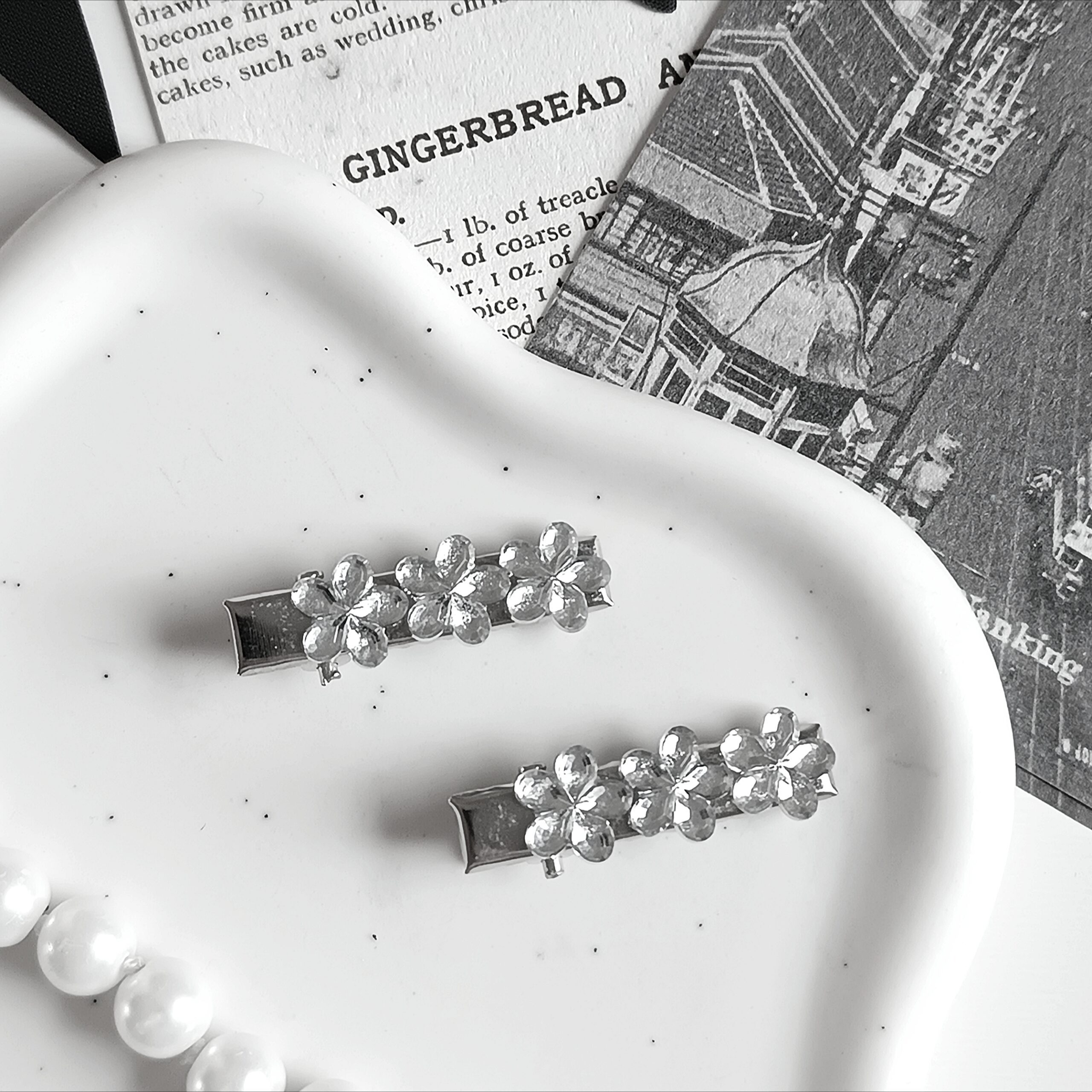 Zestaw spinek do włosów - srebrne kwiatki