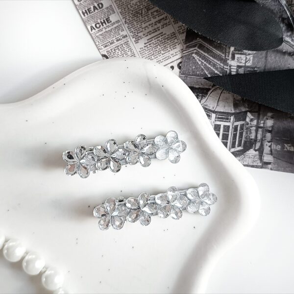 Zestaw spinek do włosów - srebrne kwiatki