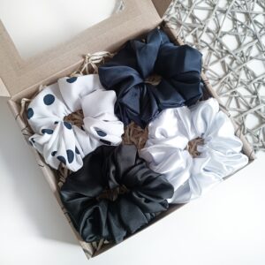 Zestaw gumek do włosów do szkoły