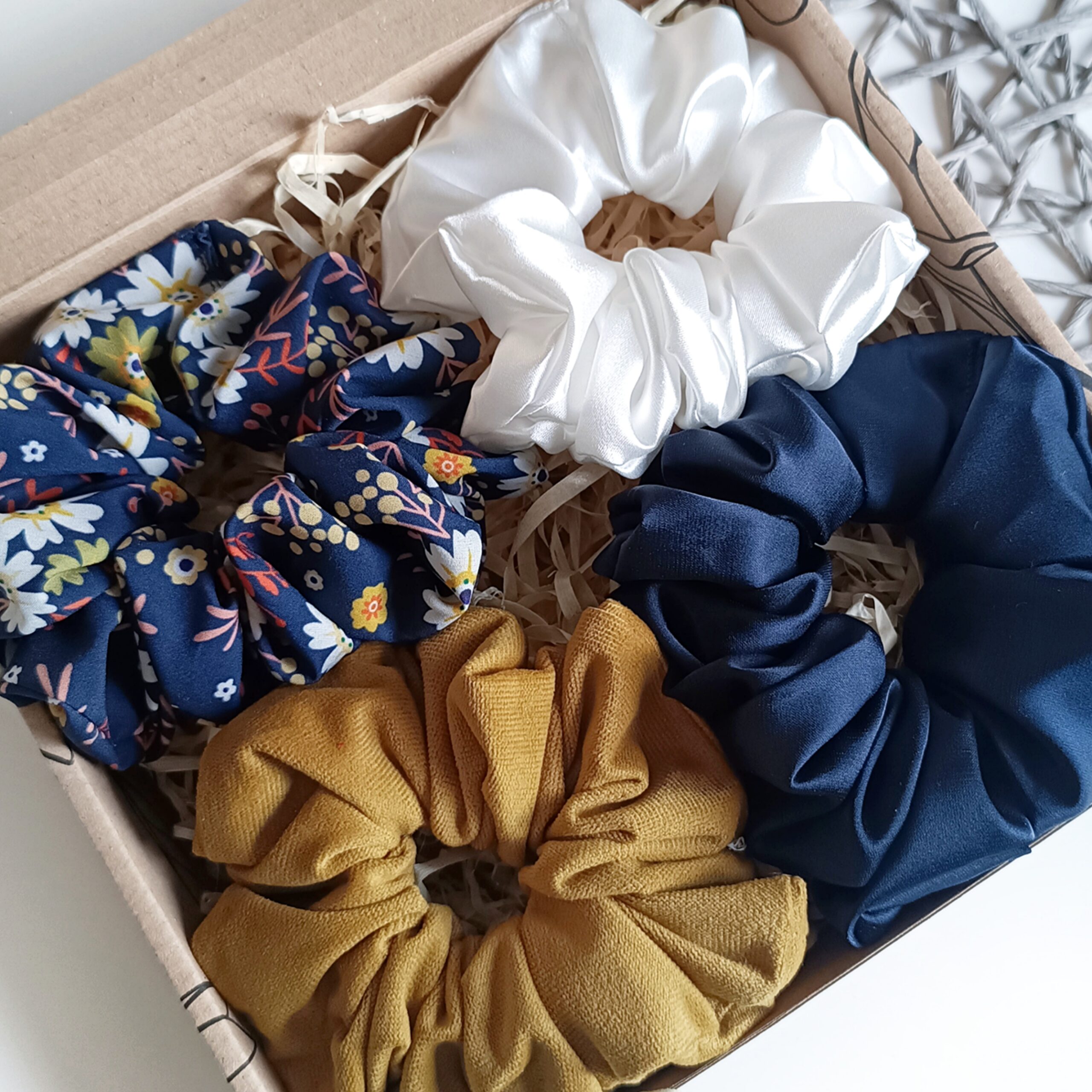 Box prezentowy - "Dark Autumn" - obrazek 2