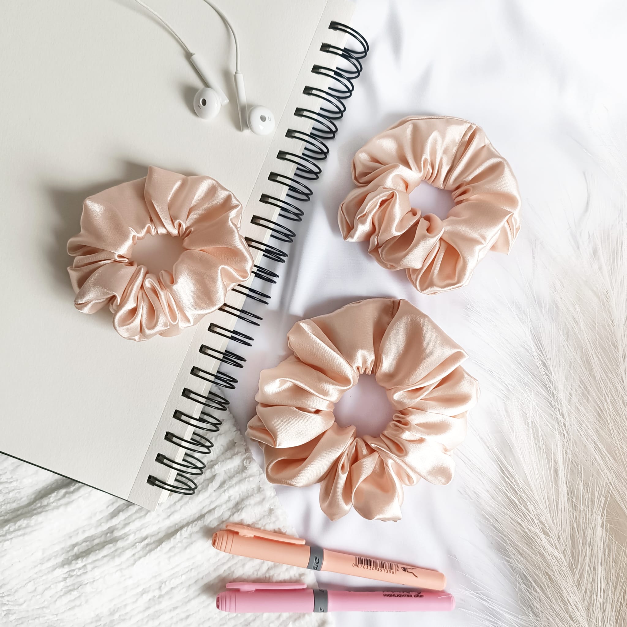 Gumka do włosów brzoskwiniowa