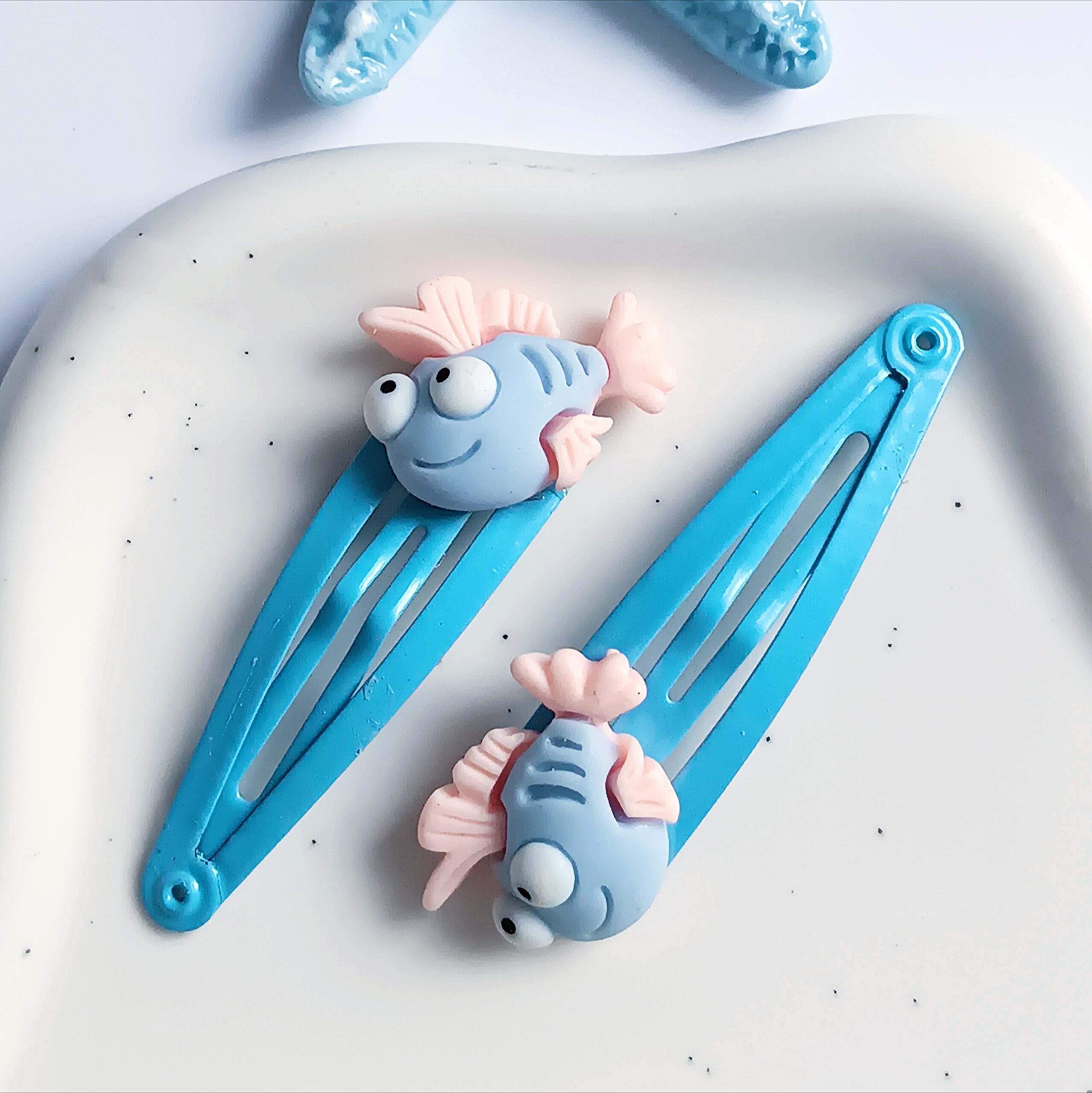 Spinki do włosów dla dzieci - niebieskie rybki - obrazek 2