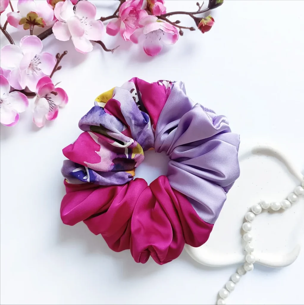 Trzykolorowa scrunchie XL - Floral.