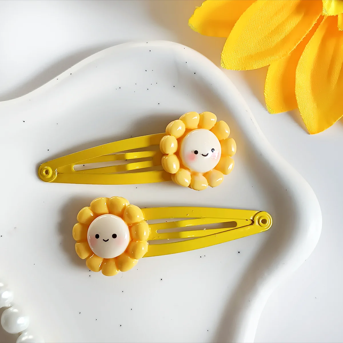 Spinki dla dzieci żółte kwiatuszki.