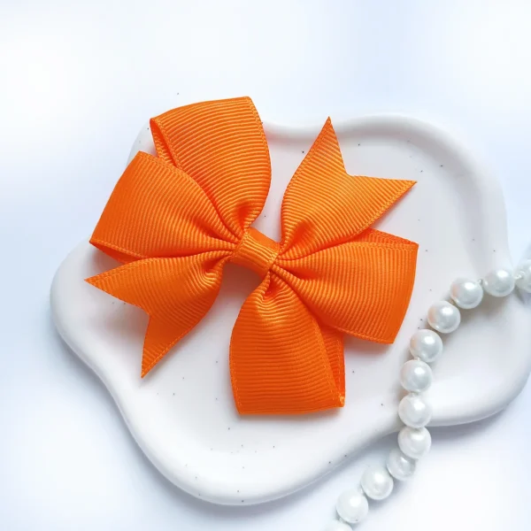 Kokarda dla dzieci ze wstążki rypsowej pomarańczowa.