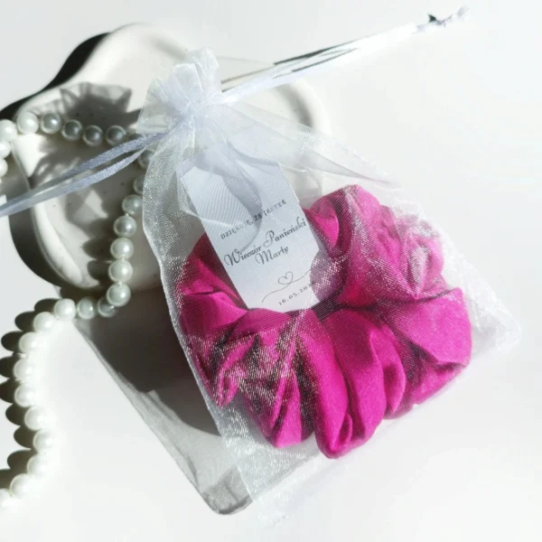 Wieczór panieński - scrunchie z satyny jedwabnej w rozmiarze M.